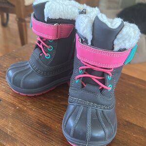 Cat & Jack toddler snow boots size 5